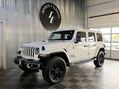 Used 2019 Jeep Wrangler Unlimited Sahara w/ Uconnect 4C Nav & Sound Group