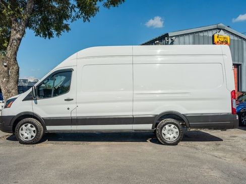 Used 2023 Ford Transit 250 148 High Roof Extended w/ Load Area Protection Package image 3