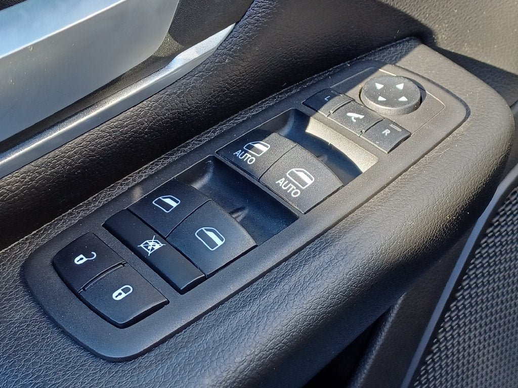 Used 2022 RAM 1500 Big Horn AWD/4WD image 8