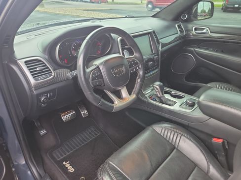 Used 2017 Jeep Grand Cherokee SRT AWD/4WD image 19