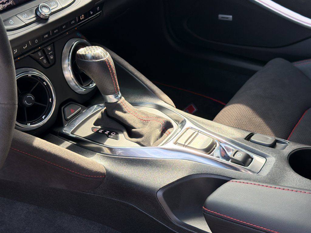 Used 2022 Chevrolet Camaro ZL1 RWD image 30