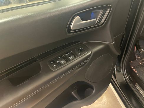 Used 2021 Dodge Durango Citadel image 11