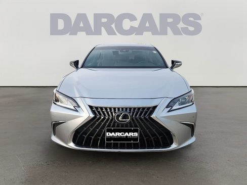 Used 2023 Lexus ES 350 w/ Premium Package image 2