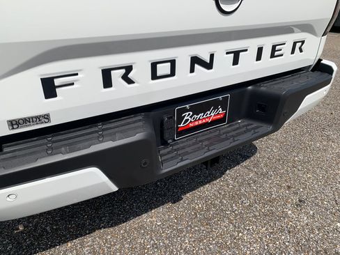 New 2026 Nissan Frontier SV w/ SV Convenience Package RWD image 7