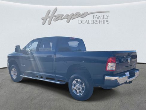 Used 2024 RAM 2500 Big Horn w/ Bed Utility Group image 29