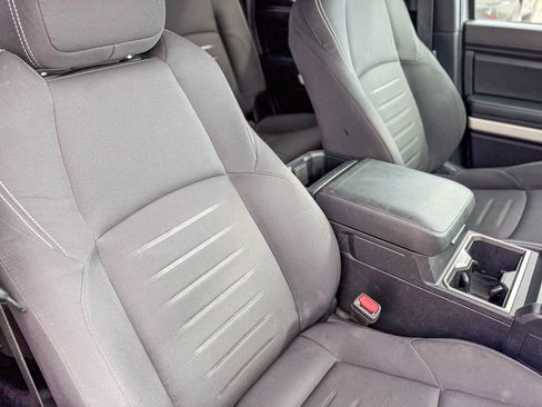 Used 2024 Toyota Tacoma TRD Off-Road image 10