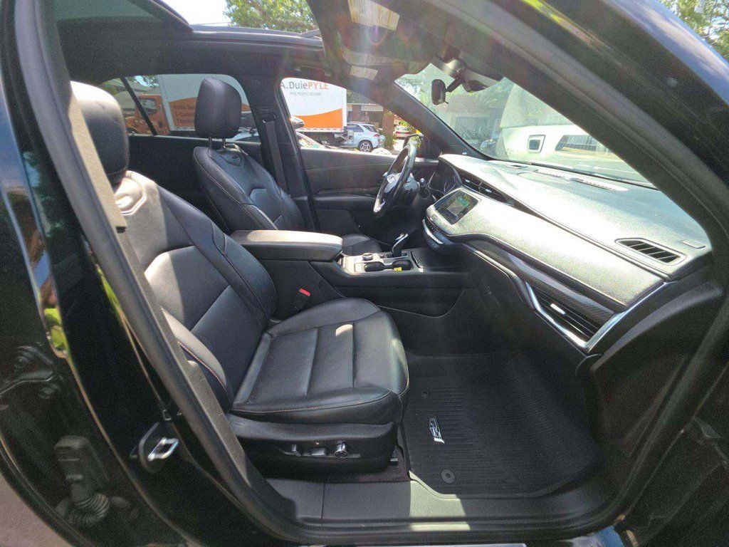 Used 2020 Cadillac XT4 Sport AWD/4WD image 6