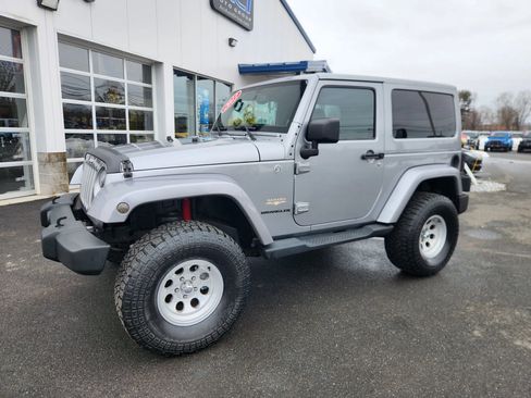 Used 2013 Jeep Wrangler Sahara w/ Dual Top Group image 6