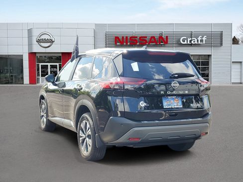 Certified 2023 Nissan Rogue SV w/ SV Premium B Package AWD/4WD image 4