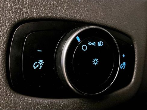 Used 2019 Ford Transit Connect XL image 29