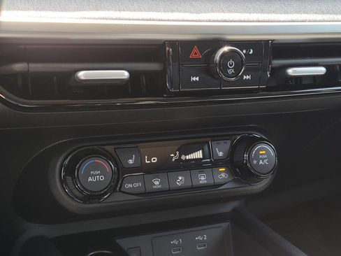 New 2026 Nissan Kicks SV w/ Cold Weather Package FWD image 21