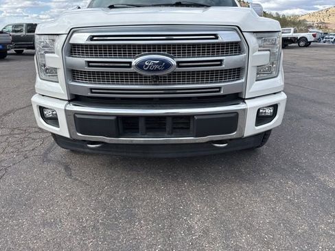 Used 2017 Ford F150 Platinum w/ Equipment Group 701A Luxury AWD/4WD image 10