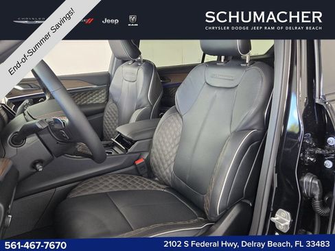 New 2025 Jeep Grand Cherokee L Summit w/ Obsidian Package AWD/4WD image 6