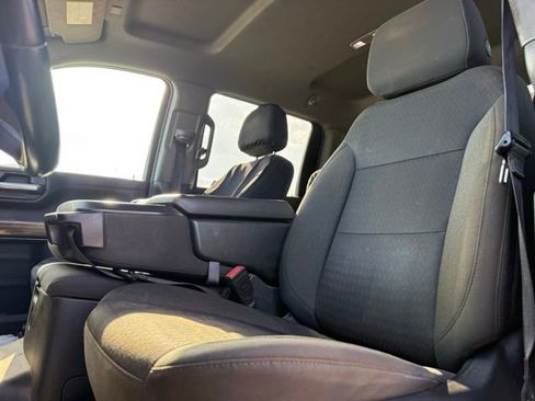 Used 2023 Chevrolet Silverado 3500 LT w/ Convenience Package image 12