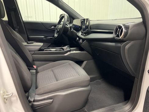 Certified 2025 Chevrolet Equinox LT AWD/4WD image 8