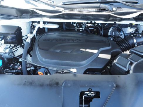 Used 2025 Honda Odyssey Touring image 12