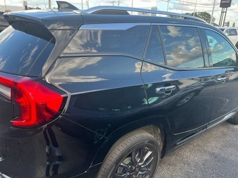 Used 2024 GMC Terrain Denali w/ Black Diamond Edition AWD/4WD image 4