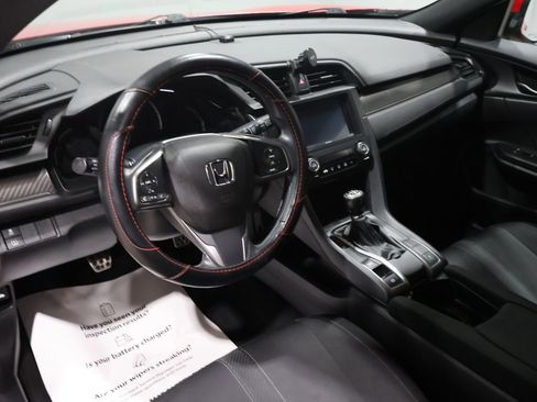 Used 2018 Honda Civic Sport image 14