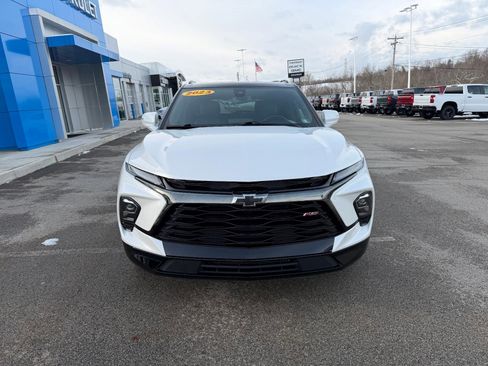 Certified 2023 Chevrolet Blazer RS w/ Enhanced Convenience Package image 8