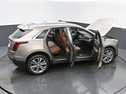 Certified 2023 Cadillac XT5 Premium Luxury w/ Technology Package image 65