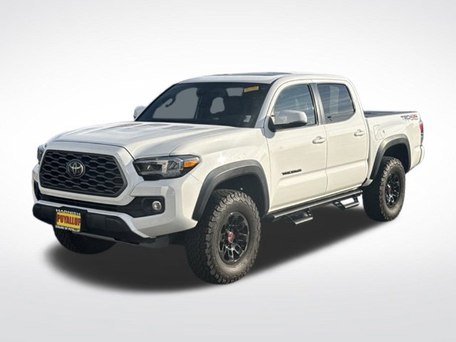 Used 2021 Toyota Tacoma TRD Off-Road w/ TRD Premium Off Road Package AWD/4WD image 4