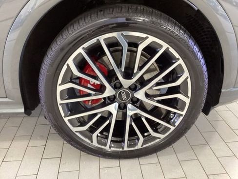 Used 2025 Audi SQ5 Premium Plus image 29