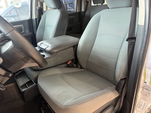Used 2014 RAM 2500 SLT image 13