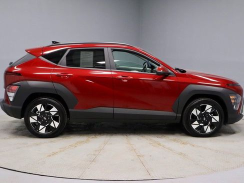 Used 2025 Hyundai Kona SEL image 5