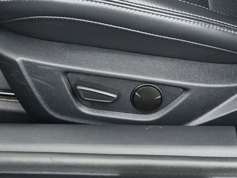 Used 2025 Ford Mustang Premium image 12