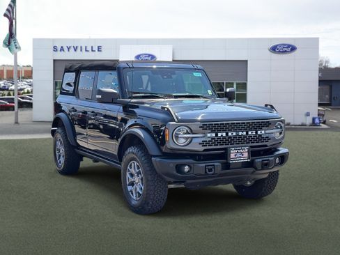 Used 2025 Ford Bronco Badlands AWD/4WD image 6