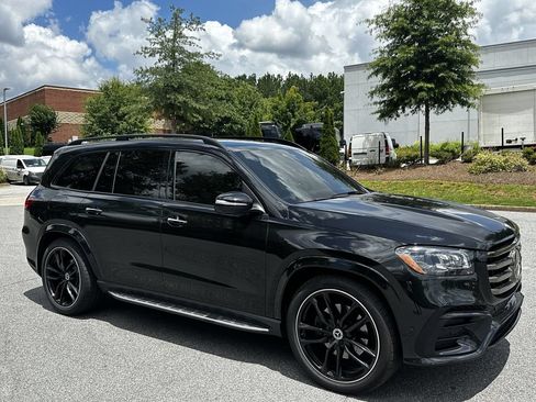 Certified 2025 Mercedes-Benz GLS 580 4MATIC image 1