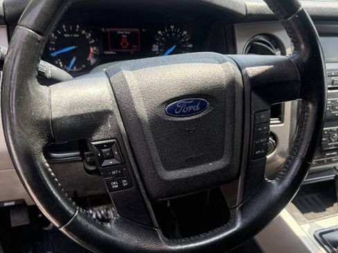 Used 2017 Ford Expedition XLT AWD/4WD image 10
