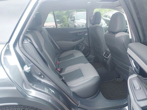 Certified 2025 Subaru Outback Onyx Edition XT AWD/4WD image 27
