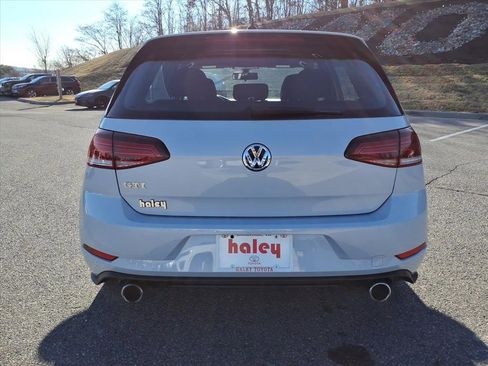 Used 2018 Volkswagen GTI SE image 6