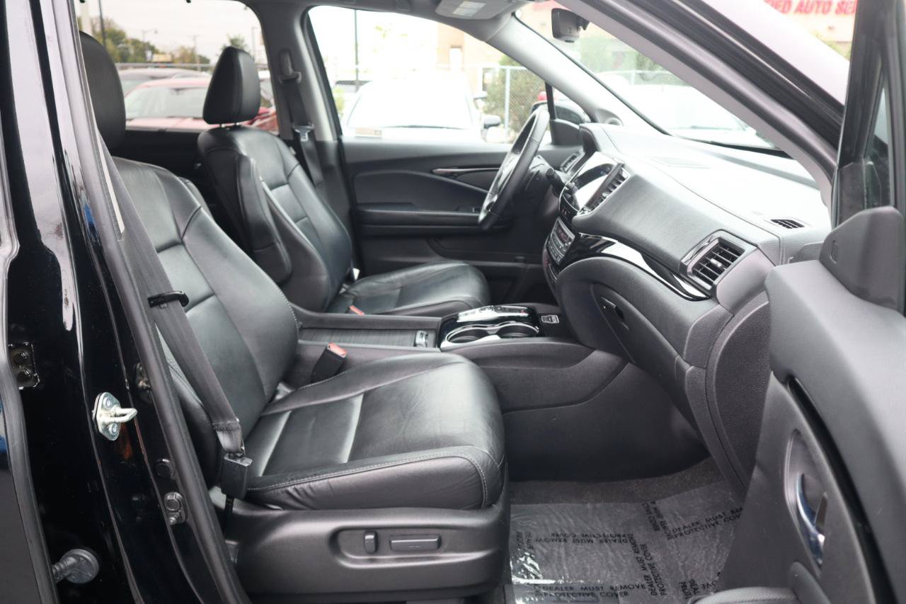 Used 2020 Honda Pilot Touring image 9