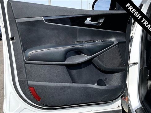 Used 2019 Kia Sorento S image 19