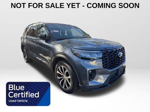 Used 2025 Ford Explorer ST-Line image 1