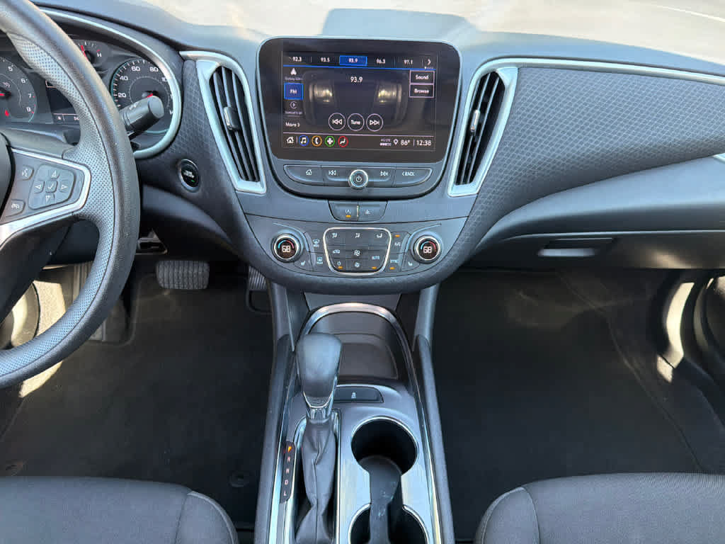 Used 2023 Chevrolet Malibu LT FWD image 29