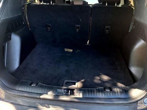 Used 2021 Ford Escape S image 3