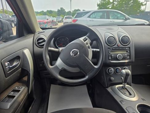 Used 2013 Nissan Rogue S AWD/4WD image 18