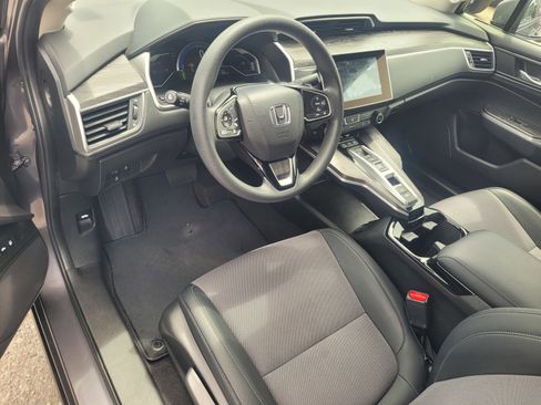 Used 2018 Honda Clarity Plug-In Hybrid image 11