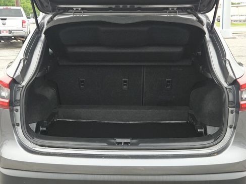 Used 2020 Nissan Rogue Sport S FWD image 9