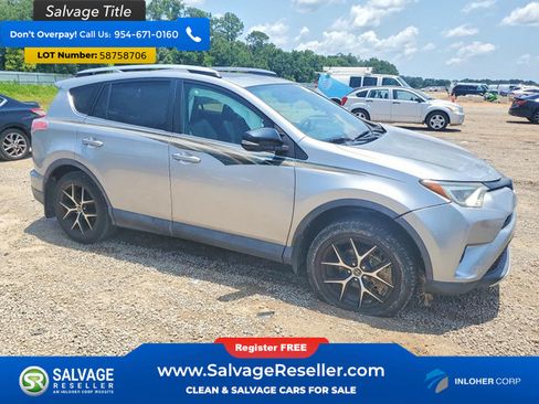 Used 2016 Toyota RAV4 SE FWD image 5