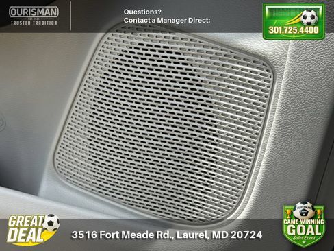 Used 2023 Chrysler Pacifica Touring-L FWD image 29