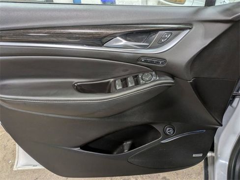 Certified 2019 Buick Enclave Avenir w/ Trailering Package, 5000 lbs. image 15