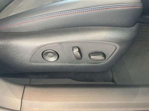 Certified 2025 Chevrolet Blazer EV RS image 20