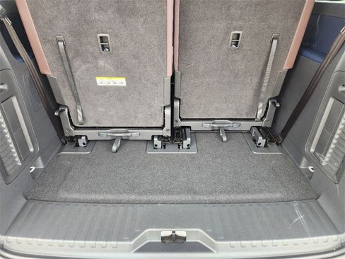 New 2025 Volkswagen ID. Buzz Pro S image 24