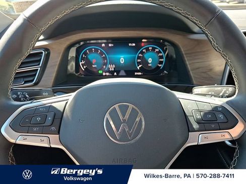 Certified 2025 Volkswagen Atlas SE AWD/4WD image 22