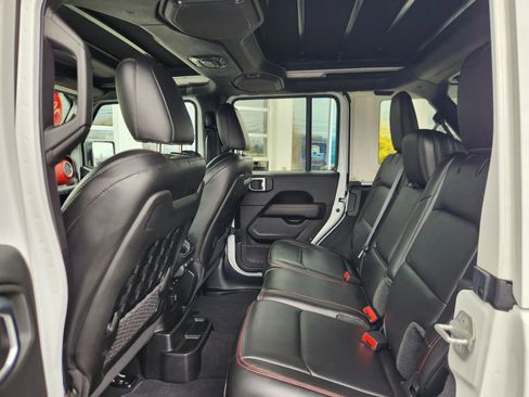 Used 2021 Jeep Wrangler Unlimited Rubicon image 43