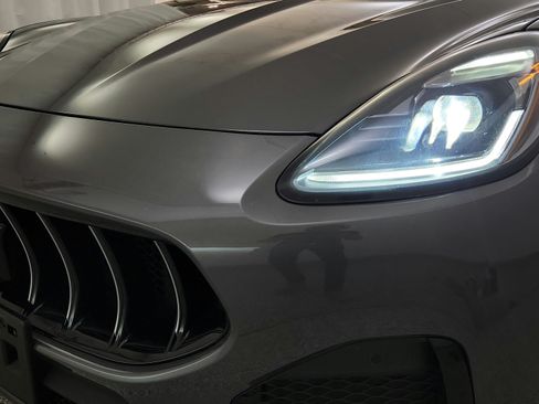 Used 2023 Maserati Grecale Modena AWD/4WD image 40